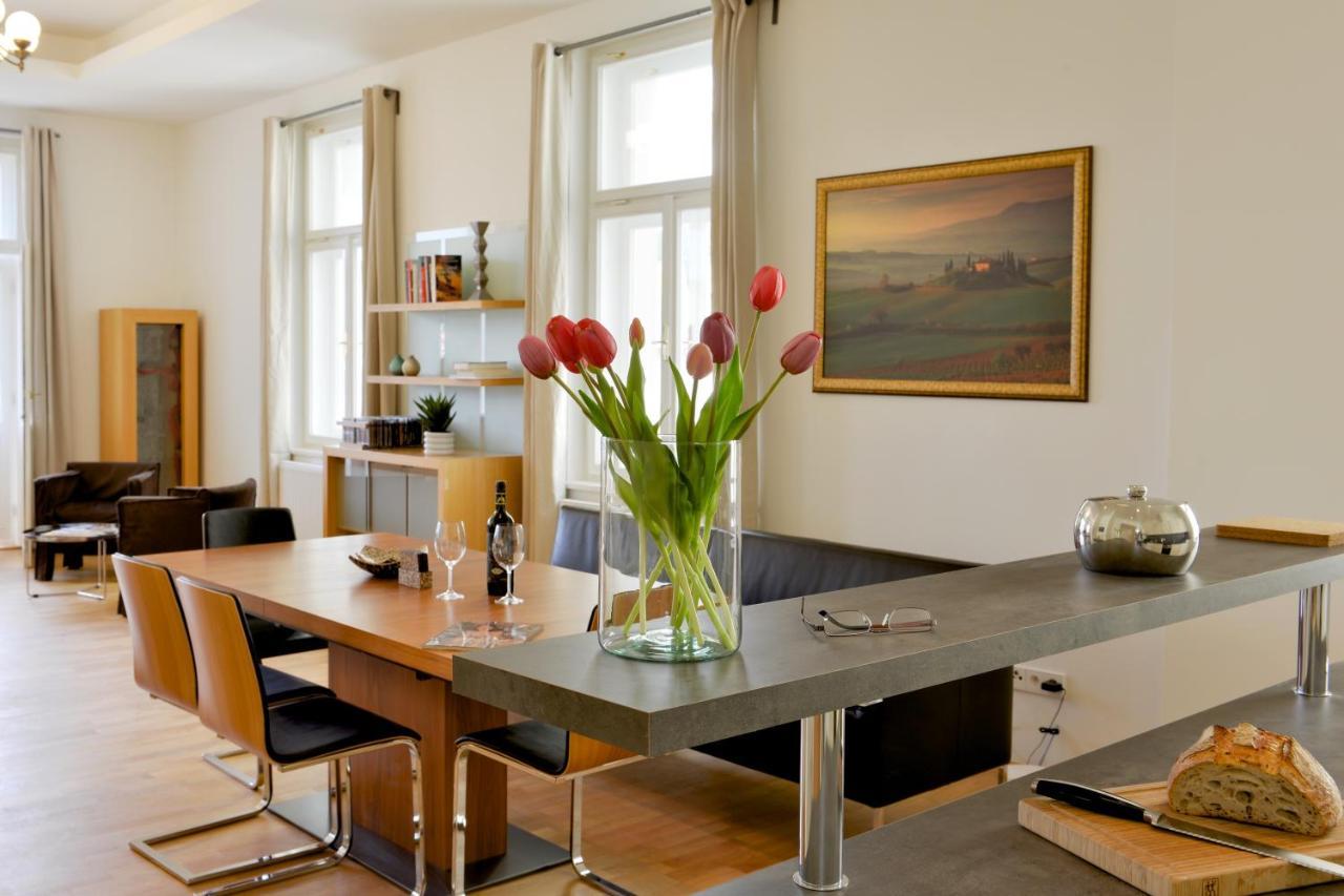 Kolonada Luxury 3 Bedroom Apartment Manes Mariańskie Łaźnie Zewnętrze zdjęcie
