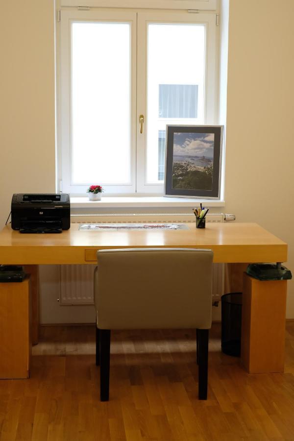 Kolonada Luxury 3 Bedroom Apartment Manes Mariańskie Łaźnie Zewnętrze zdjęcie