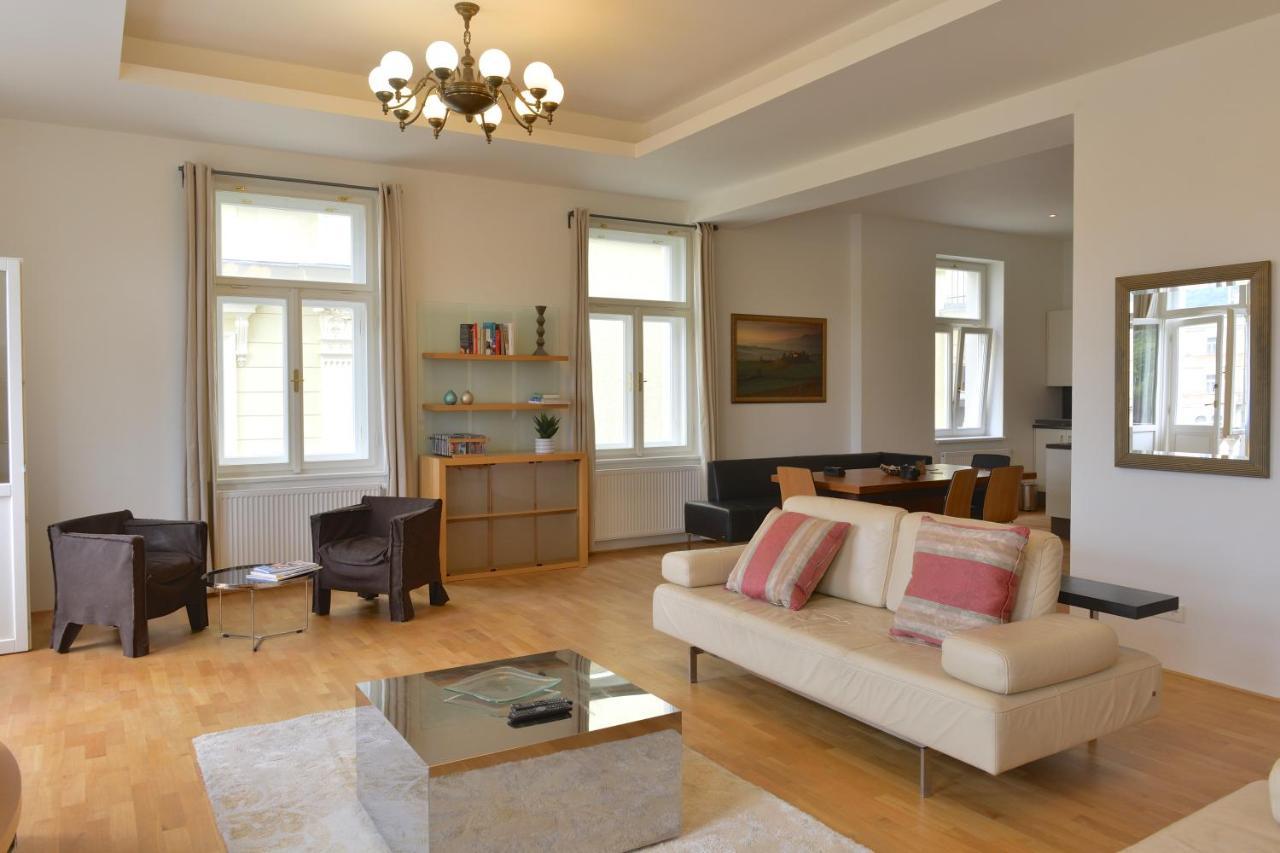 Kolonada Luxury 3 Bedroom Apartment Manes Mariańskie Łaźnie Zewnętrze zdjęcie